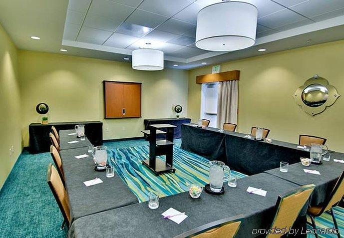 Springhill Suites By Marriott Corona Riverside Servizi foto