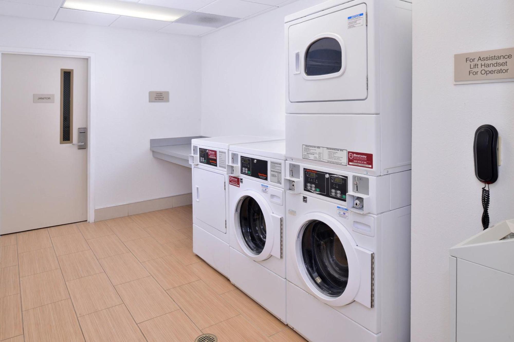 Springhill Suites By Marriott Corona Riverside Esterno foto