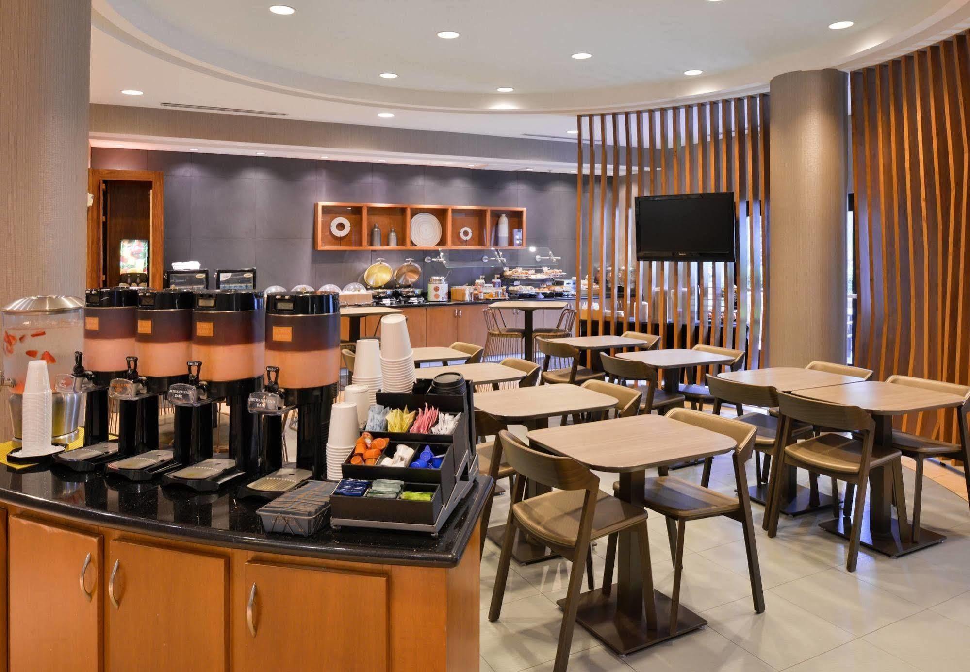 Springhill Suites By Marriott Corona Riverside Esterno foto